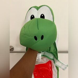 Yoshi head and blow up shell